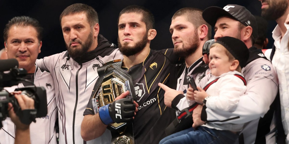 Why was khabib removed from plane